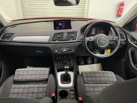 Audi Q3 TDI SE 19
