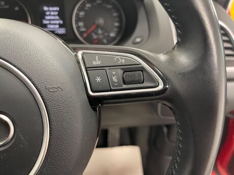 Audi Q3 TDI SE 31