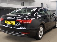 Audi A4 TFSI SPORT 4