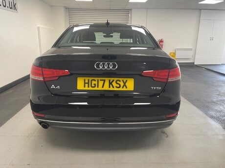 Audi A4 TFSI SPORT 10