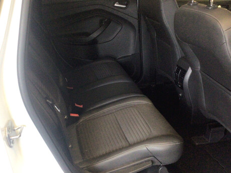 Ford Kuga TITANIUM TDCI 6