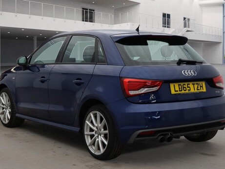 Audi A1 SPORTBACK TFSI S LINE 2