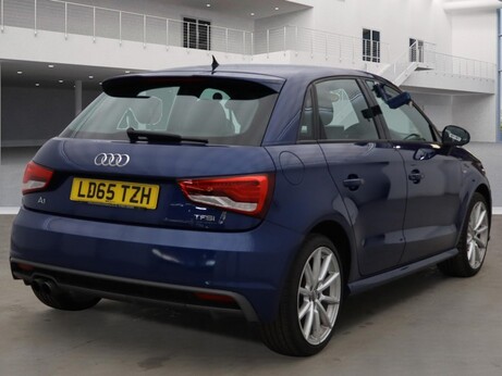 Audi A1 SPORTBACK TFSI S LINE 3