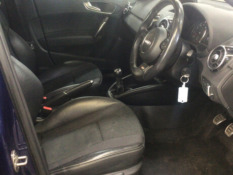 Audi A1 SPORTBACK TFSI S LINE 6