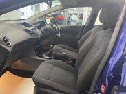Ford Fiesta ZETEC 17