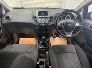 Ford Fiesta ZETEC 19