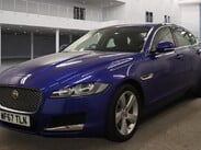 Jaguar XF D PORTFOLIO 2