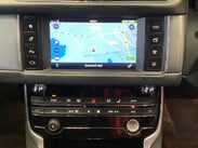 Jaguar XF D PORTFOLIO 8
