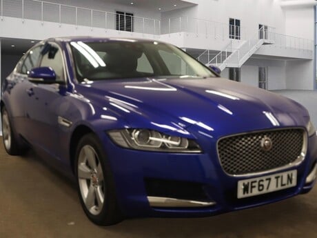 Jaguar XF D PORTFOLIO 1