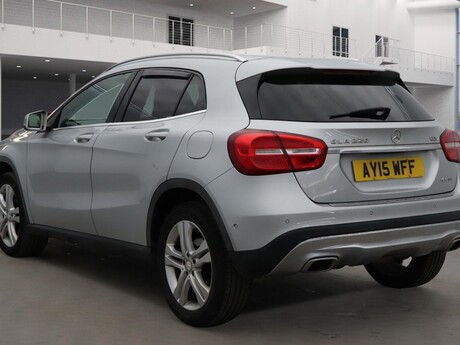 Mercedes-Benz GLA Class GLA220 CDI 4MATIC SPORT PREMIUM 3