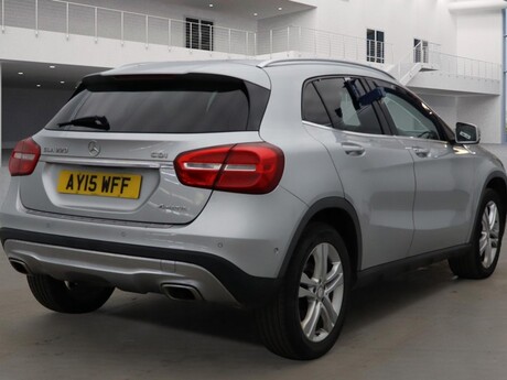 Mercedes-Benz GLA Class GLA220 CDI 4MATIC SPORT PREMIUM 4