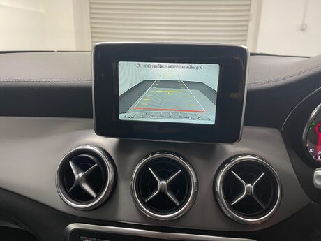 Mercedes-Benz GLA Class GLA220 CDI 4MATIC SPORT PREMIUM 23