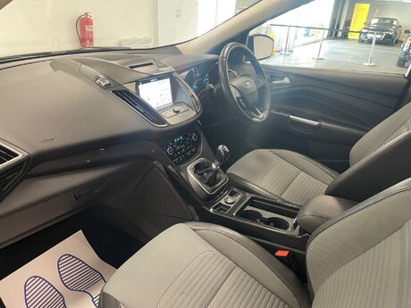 Ford Kuga TITANIUM TDCI 3