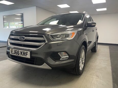 Ford Kuga TITANIUM TDCI 4