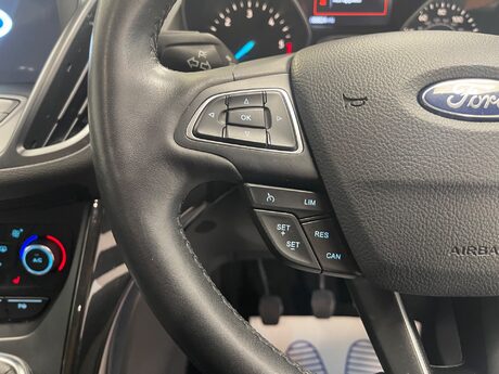 Ford Kuga TITANIUM TDCI 30