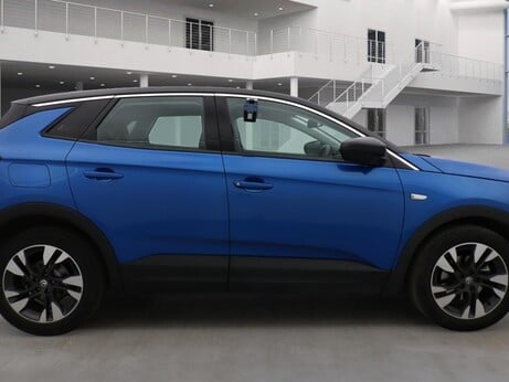 Vauxhall Grandland X SPORT NAV S/S 4
