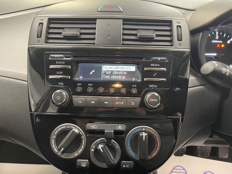 Nissan Pulsar VISIA DCI 26