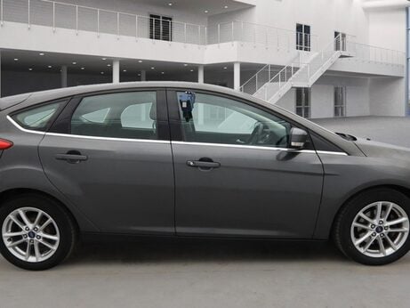Ford Focus ZETEC TDCI 4