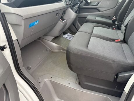 Volkswagen Crafter CR35 TDI C/C L STARTLINE 6