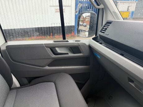 Volkswagen Crafter CR35 TDI C/C L STARTLINE 10