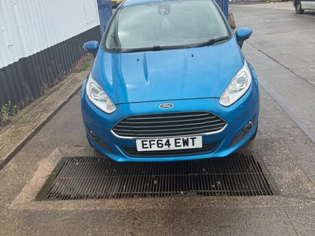 Ford Fiesta ZETEC TDCI 1