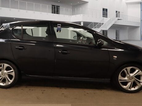Vauxhall Corsa SRI VX-LINE CDTI ECOFLEX S/S 4
