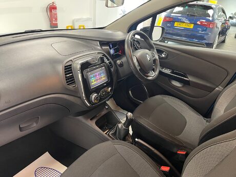 Renault Captur DYNAMIQUE S NAV DCI 16