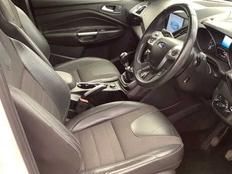 Ford Kuga TITANIUM SPORT TDCI 6