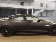 Jaguar XF D R-SPORT BLACK 5