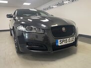 Jaguar XF D R-SPORT BLACK 2