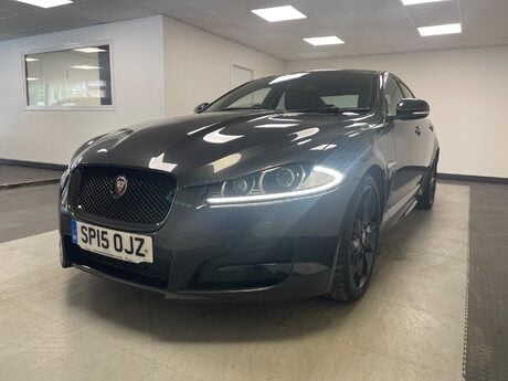 Jaguar XF D R-SPORT BLACK 12