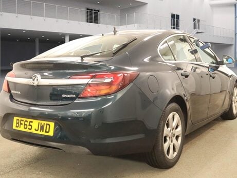 Vauxhall Insignia TECH LINE CDTI ECOFLEX S/S 3