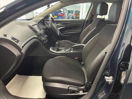 Vauxhall Insignia TECH LINE CDTI ECOFLEX S/S 17