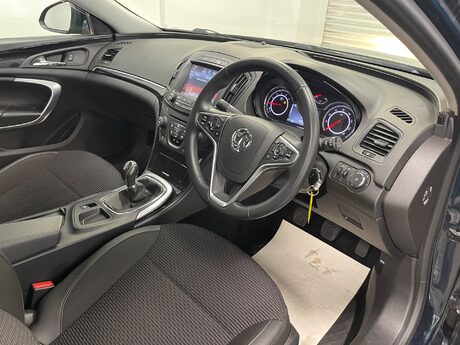 Vauxhall Insignia TECH LINE CDTI ECOFLEX S/S 24