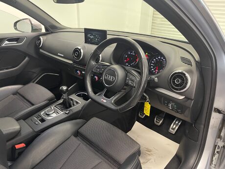 Audi A3 TDI S LINE 22