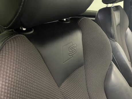Audi A3 TDI S LINE 24