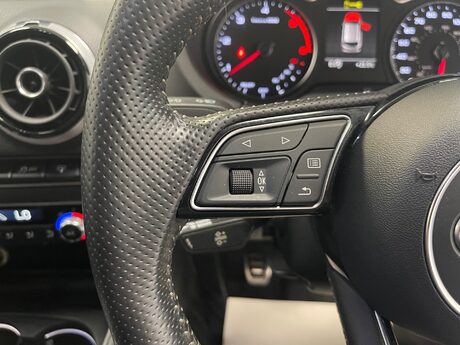 Audi A3 TDI S LINE 30