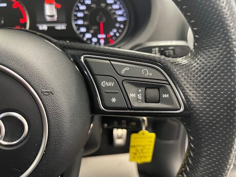 Audi A3 TDI S LINE 32