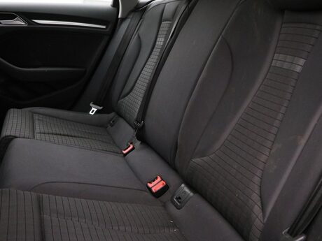 Audi A3 TFSI SPORT 7