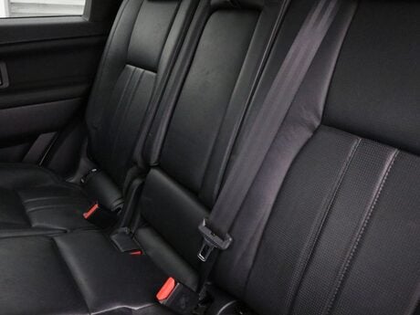 Land Rover Discovery Sport TD4 HSE 7