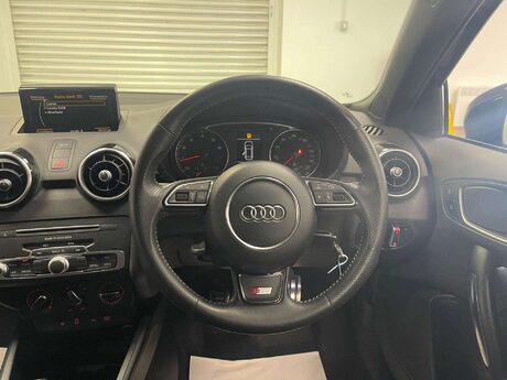 Audi A1 SPORTBACK TFSI S LINE 22