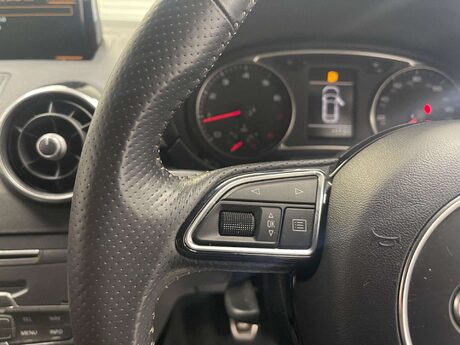 Audi A1 SPORTBACK TFSI S LINE 26