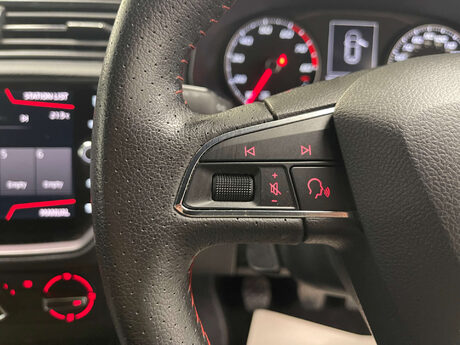 SEAT Ibiza TSI FR 28