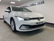 Volkswagen Golf LIFE TSI 17