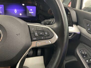 Volkswagen Golf LIFE TSI 30