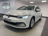 Volkswagen Golf LIFE TSI 11