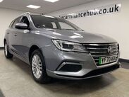 MG MG5 EXCLUSIVE 1