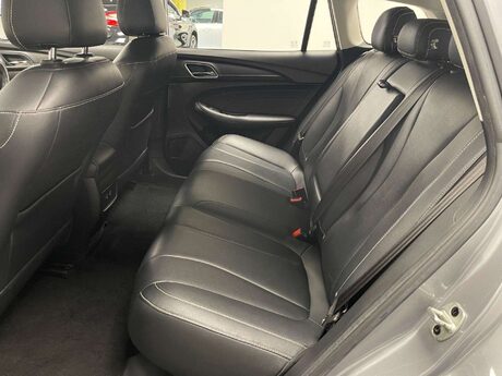 MG MG5 EXCLUSIVE 19