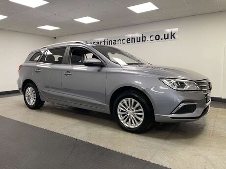 MG MG5 EXCLUSIVE 6