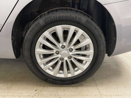 MG MG5 EXCLUSIVE 17